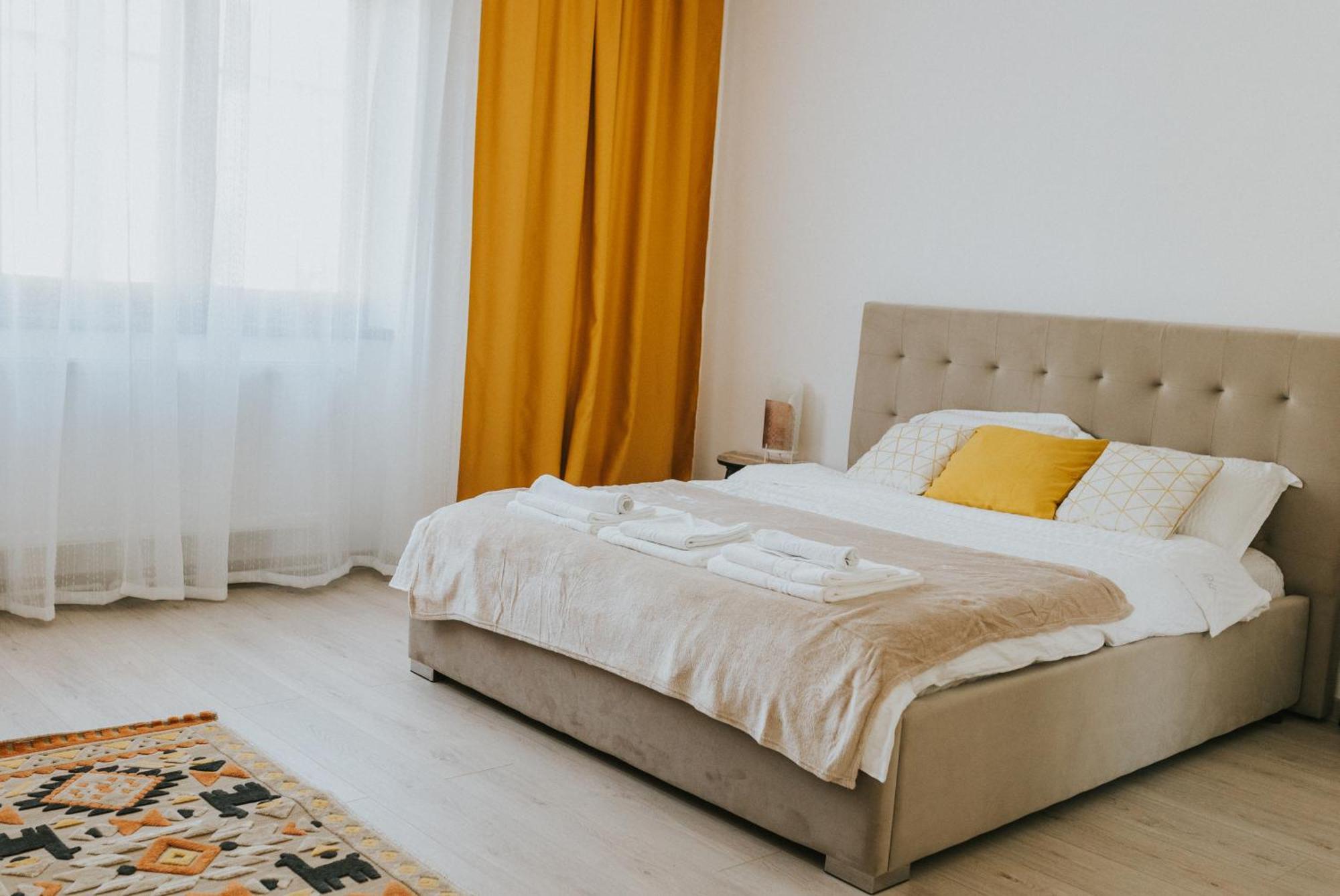 Victoria One Apartments Brasov Bagian luar foto